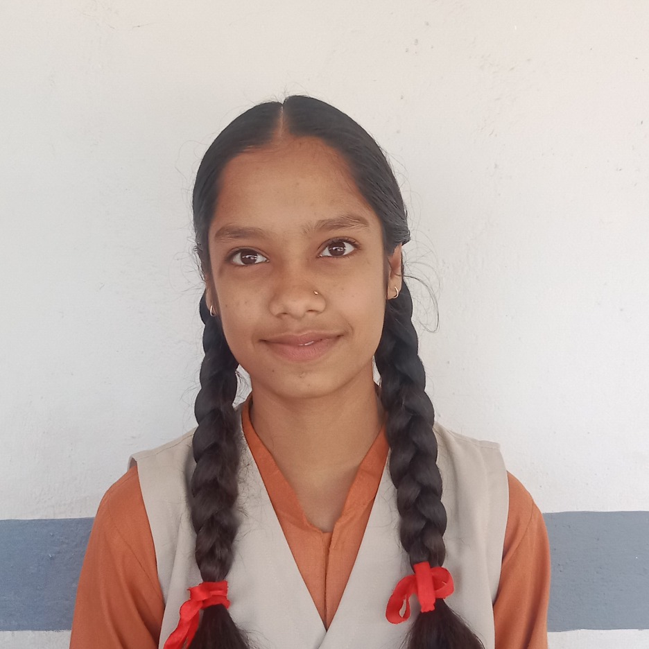 IPS School topper Revti Class 8